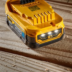 DeWalt DCBP034 Аккумулятор PowerStack 18V (1.7Ah, Li-On) - фото 225489