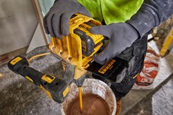 DeWalt DCD240N аккумуляторная дрель-миксер, 54 В, 725 об/мин, без АКБ и ЗУ - фото 225496