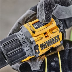 DeWalt DCD805E2T аккумуляторная ударная дрель-шуруповерт, 18 В, 2000 об/мин, 34000 уд/мин, с 2 АКБ 1.7 Ач и ЗУ, в кейсе TSTAK - фото 225649