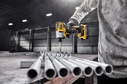 DeWalt DCF840N SOLO Гайковерт аккум в кор. (18V, 192 Нм, 1/4', 1 скор, BL-motor) - фото 225819