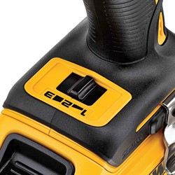 DeWalt DCF887N SOLO Гайковерт аккум. в кор. (18V, 1/4", 205 Нм, BL-motor) - фото 225842