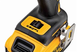 DeWalt DCF887P2 Гайковерт аккум. в чем. McLaren (18V, 2*5.0Ah, 1/4", 205 Нм, 3 скор) - фото 225849