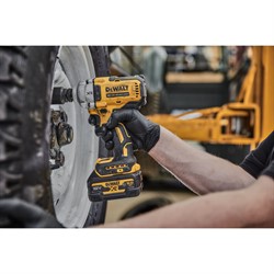 DeWalt DCF892P2T Гайковерт аккум. в чем. TSTAK II (18V, 2*5.0Ah, 1084 Нм, 1/2", BL-motor) - фото 225860