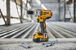 DeWalt DCF894P2 аккумуляторный гайковерт, 18 В, 447 Нм, 3100 уд/мин, с 2 АКБ 5 Ач и ЗУ, в кейсе TSTAK - фото 225875