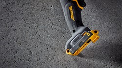 DeWalt DCG440N SOLO Угловая шлифмашина аккум. в кор. (54V, 180 мм, 6500 об/мин, BL-motor) - фото 225962