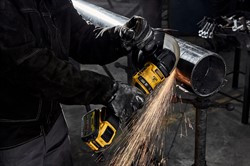 DeWalt DCG440N SOLO Угловая шлифмашина аккум. в кор. (54V, 180 мм, 6500 об/мин, BL-motor) - фото 225964