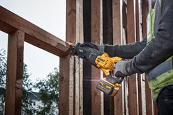 DeWalt DCS386NT SOLO Сабельная пила аккум. в TSTAK VI (18V, дерево: 300 мм, металл:130 мм, BL-motor) - фото 226298