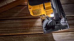 DeWalt DCS512N SOLO Дисковая пила аккум. в кор. (12V, 140х20 мм, пропил: 47 мм, BL-motor) - фото 226315