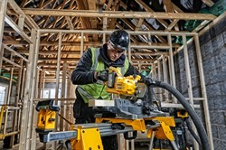 DeWalt DCS777N SOLO Пила торцовочная акк. (54V, 216x30 мм,пропил 60 мм, 6300 об/мин, BL-motor) - фото 226387