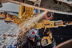 DeWalt DCG418T2 Угловая шлифмашина акк. в TSTAK II (54V, 2*6.0Ah, 125мм, 9000 об/мин, нижняя кнопка) - фото 226720
