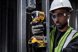 DeWalt DCK2051H2T Набор: Шуруповерт DCD800 + гайковерт DCF850 в TSTAK II (18V, 2*5.0Ah,90 Нм/206 Нм) - фото 226769