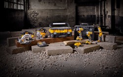DeWalt DCK551P3T Набор: DCS331+DCS391+DCF887+DCD796+DCL050 в TSTAK VI и DWST1-70704 (18V, 3*5.0Ah) - фото 226978