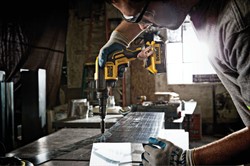 DeWalt DCF622B SOLO Шуруповерт по гипсокартону аккум. в кор. (20V, 34 Нм, 2000 об/мин, BL-motor) - фото 227023