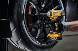 DeWalt DCF896B SOLO Гайковерт аккум. в кор. (20V, 600 Нм, 1/2" BL-motor,3 cкор,система Tool Connect) - фото 227046