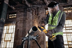 DeWalt DCG415B SOLO Угловая шлифмашина аккум в кор. (20V, 125 мм, 9000 об/мин, нижняя кнопка) - фото 227272