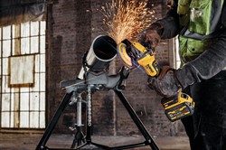 DeWalt DCG416B SOLO Угловая шлифмашина аккум в кор. (20V, 125 мм, 9000 об/мин, нижняя кнопка) - фото 227280