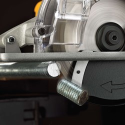 DeWalt DCS373B SOLO Дисковая пила акк. по металлу в кор. (20V, 140x20 мм, пропил 43мм, 3700 об/мин) - фото 227412