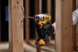 DeWalt DCF801N SOLO Гайковерт аккум в кор. (12V, 163 Нм, 1/4', 1 скор, BL-motor) - фото 227731