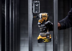 DeWalt DCF850D2T Гайковерт аккум. в чем. TSTAK (18V, 2*2.0Ah, 1/4" 206 Нм, 3 скор. BL-motor) - фото 227741