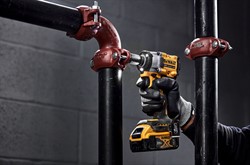 DeWalt DCF921D2T Гайковерт аккум. в чем. TSTAK (18V, 2*2.0Ah, 1/2'', 612 Нм, 2 скор, BL-motor) - фото 227788