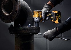 DeWalt DCF923P2G Гайковерт аккум. в кор. с вклыдашем (18V, 2*5.0Ah, 406 Нм, 3/8", 2 скор, 2500 об/ми - фото 227829
