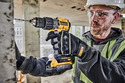 DeWalt DCK2050E2T Набор: Шуруповерт DCD805+ гайковерт DCF850 в TSTAK II(18V, 2*1.7Ah, 90Нм/206Нм) - фото 227886
