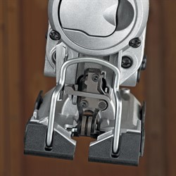 DeWalt DW331K Лобзик в чем. (701 Вт, пропил: дерево/металл: 130/12 мм)