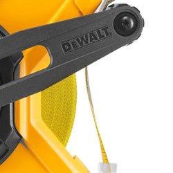 DeWalt DWHT34218-0 Лента измерительная из стекловолокна, 30 м х 13 мм (корпус из АБС-пластика)