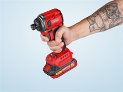 Аккум. ударный гайковерт/винтоверт WORTEX CWR 0218 в чем. XLT 2x2 А*ч, БЕСЩЕТ., 18 В, 220 Н*м - фото 231935