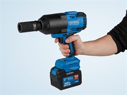 Аккум. ударный гайковерт BULL SC 1810 Xcase, XLTpro, БЕСЩЕТ., 18 В, 1500 Н*м, 3/4", 1х6 А*ч, з/у 6 А - фото 232011