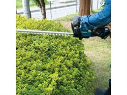 Аккум. кусторез MAKITA LXT DUH 506 RF в кор.