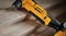 DeWalt DCD740B SOLO Шуруповерт угловой аккум. в кор. (20V, 33 Нм, 2 скор, 0.8-10 мм) - фото 227186