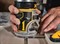 DeWalt DCW600N SOLO Фрезер кромочный аккум. в кор. (18V, цанга 6.4 мм, 55 мм, 16000-25500 об/мин) - фото 228061